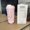 Taza de café de acero inoxidable con recubrimiento de titanio con pantalla inteligente de temperatura, elegante taza portátil aislada de doble capa al vacío para hombres y mujeres