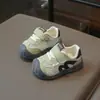 Zapatos para Bebé Niña Pequeña Sandalias de Malla Zapatos de Verano para Bebé Zapatos para Bebés Nuevos Primavera Verano 2026 Zapatos Deportivos para Niños