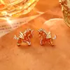 Fábrica de Joyería Chenhao Suministra Directamente Pendientes de Zirconia con Forma de Pony, Collares, Joyería para Manos, Etc.. Soporta Personalización Oemodm con Dibujos y Muestras