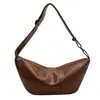 Bolso tipo dumpling de piel suave impermeable para mujer 2023 Nueva Moda gran capacidad retro bolso de hombro Bolso bandolera de viaje moda venta al por mayor