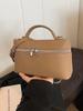 Bolsa de Mão Feminina Nova Chegada 2024 Outono e Inverno Simples Fashion Pequena Quadrada Estilo Coreano Têxtil de Nicho Versátil Tendência Bolsa Transversal