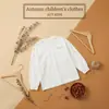 Camiseta Base Masculina Estilo Outono 2026 Novo Estilo Coreano Crianças Pequenas e Médias Bolso Canguru Estampa de Letras Solta Manga Longa Top