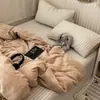 Conjunto Casual de Cuatro Piezas de Color Puro Verde Fruta Estilo Ins Mezcla y Combina Terciopelo de Leche Engrosado Juego de Cama de Tres Piezas de Terciopelo Coral de Invierno 4