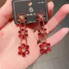 Brincos de Corrente Longa com Garras Exageradas Elegantes de Prata S925 com Strass para Mulheres Brincos com Franjas de Diamante Colorido Europeus e Americanos Brincos da Moda
