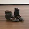 Botas ankle boots quadradas retrô com patchwork para mulheres, novo estilo 2026, camurça com detalhe de fivela, estilo Mary Jane de salto baixo, botas western com salto bloco