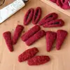 Presilha de Cabelo Coração de Pelúcia Vermelho de Ano Novo para Mulheres 2026 Novo Estilo Presilha BB de Alta Qualidade para Franja Acessório de Cabelo