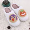 Nuevas Zapatillas de Felpa Divertidas de Invierno para Halloween Suela Suave Calientes para el Hogar Venta al por Mayor Puntera Tacón Plano Calzado de Interior
