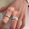 Anillo de Perlas de Imitación de Alta Gama para Mujer, Exquisito y Lujoso Anillo Abierto de Malla Floral, Estilo de Nicho de Moda para el Dedo Índice