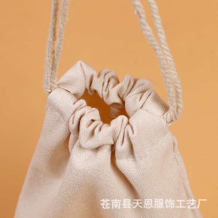 3627669811_2076684428