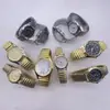 Banda de Acero Elástica al por Mayor No Impermeable Luminosa Reloj Elástico Reloj de Cuarzo para Personas de Mediana Edad y Mayores con Números Grandes Reloj de Pareja