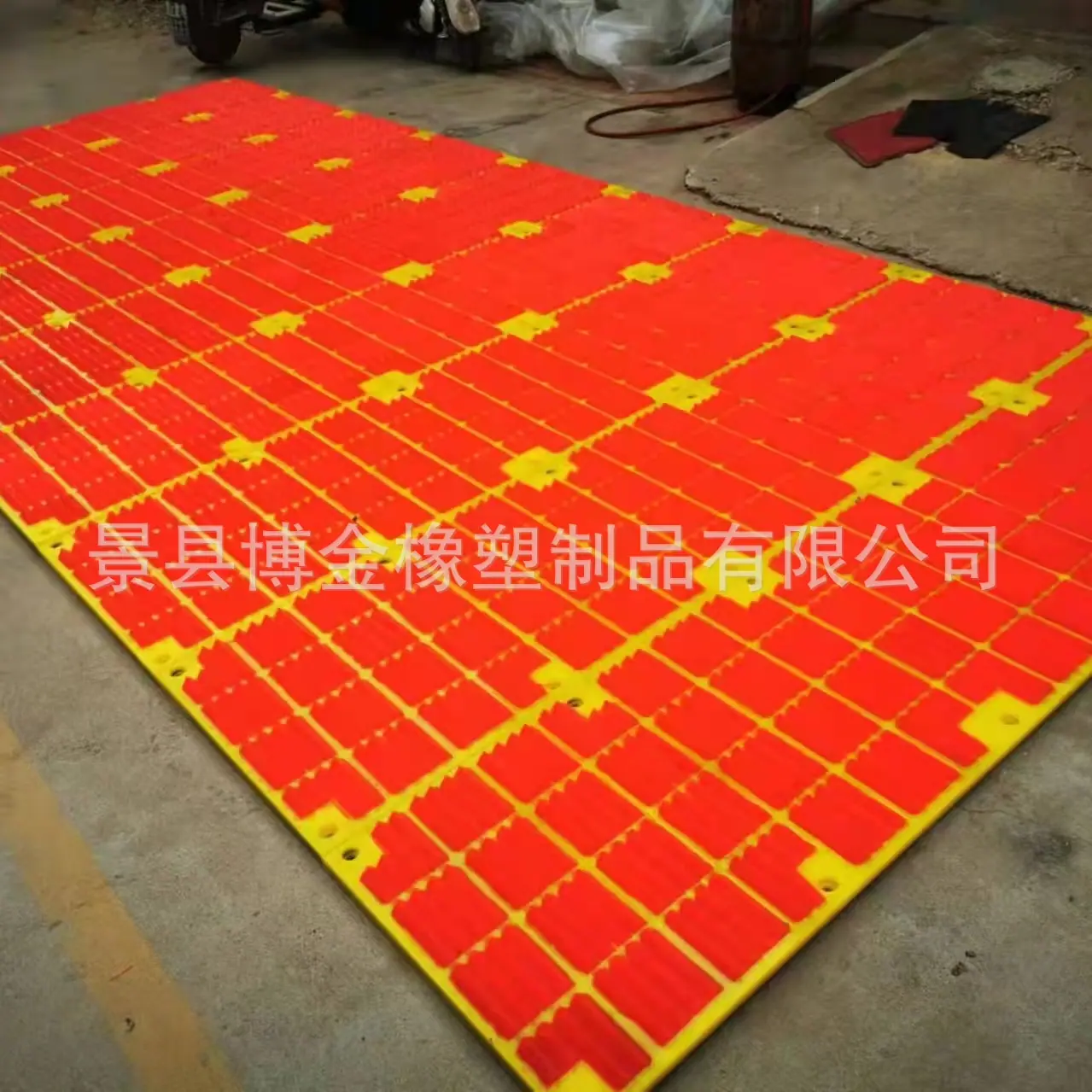51e32c203718aff8ca48595af5302f