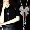 Cadena Larga para Suéter, Collar de Lujo Ligero y de Alta Gama para Mujer, Accesorio de Borla Moderno y Versátil, Colgante Simple de Perla que No se Desvanece