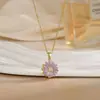 Colar para Mulheres, Flor de Zircônia Bauhinia Giratória da Moda Nicho Moda Novo Design Pingente Titânio Aço Colar de Temperamento