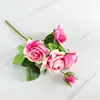 Ramo de Rosas de Terciopelo Simuladas de 5 Cabezas Brotes Flor Artificial Decoración Ramo de Boda Fondo de Escritorio Accesorios para Fotografía