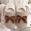 Pantuflas de maternidad para otoño e invierno, delgadas, transpirables, antideslizantes, con diseño de lazo, hechas de algodón, para uso en interiores, específicamente para mujeres embarazadas, al por mayor