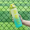 Taza de Agua Deportiva de Gran Capacidad Amazon 1L con Gradiente, Tapa de Botón y Popote, para Conveniencia al Aire Libre