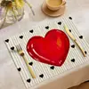 Jogos Americanos Dia dos Namorados Amazon Vermelho Atmosfera de Amor Layout Jogos Americanos Ocidentais Linho Resistente à Sujeira Utensílios de Mesa Almofada de Isolamento Térmico Venda por Atacado