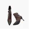 Botines de tacón alto con punta afilada y tachuelas, diseño sexy de tacón de aguja para mujer, 2026 nuevas botas cortas de moda europeas y americanas para mujer