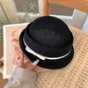Sombrero de ala con lazo estilo Hepburn francés para mujer, delgado y elegante para primavera y verano, da una apariencia juvenil, sombrero de pescador pequeño