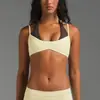 Sutiã de yoga com gola halter embutido transfronteiriço, falso duas peças, alças ajustáveis, costas bonitas, sutiã esportivo color-blocking, top fitness
