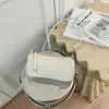 Bolso bandolera cuadrado pequeño retro Shuai Mijia nuevo para principios de otoño de 2026 bolso de mano ligero bolso de hombro bolso casual elegante para mujer