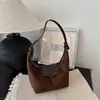 Bolso de mano retro chic coreano de ante para mujer, bolso versátil tipo lonchera, bolso tote pequeño texturizado, bolso casual de hombro y cruzado