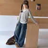 Camiseta de Manga Larga Súper Elegante para Niñas Primavera y Otoño 2026 Nueva Moda Camiseta Básica Ajustada para Niñas Top de Principios de Otoño