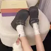Botas de neve Birkenstock forradas com fleece para mulheres baixinhas, novos sapatos de algodão grossos para outono e inverno que aumentam a altura, sapatos curtos quentes peludos