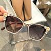 Gafas de Sol Ojo de Gato Adornadas con Cristales para Mujer - Montura de Diseño Europeo | UV400 Moda Urbana