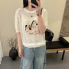 Camiseta Blanca de Manga Corta de Seda de Hielo, Moderna y Juvenil para Mujer, Nuevo Top de Punto con Personalidad Única para el Verano 2026