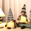 Nuevas decoraciones para el hogar con luz, gnomo de café, muñeco sin rostro, adornos luminosos, muñeco Rudolph, venta al por mayor