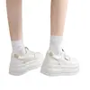 Populares zapatillas de suela gruesa de nicho para mujer, zapatos blancos versátiles y súper modernos para primavera y otoño, nuevos zapatos deportivos casuales de estilo coreano 2026