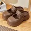 Zapatos Mary Jane para mujer con suela gruesa para exteriores perforados, nuevos y populares 2026, zapatillas cerradas versátiles de verano para ir al trabajo, estilo japonés