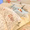 Conjunto de Quatro Peças de Veludo Leite de Inverno, Nova Capa de Edredom de Fleece Dupla Face, Lençol com Elástico, Conjunto de Três Peças de Lençol Quente de Flanela Coral