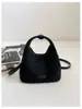 Bolso pequeño de mano de felpa y gamuza elegante transfronterizo para mujer, nuevo, textura retro, bolso tipo cubo, nicho, bandolera, bolso cruzado, moderno
