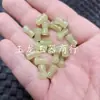 Cuarcita Jade Verde Amarillo Forma de Bambú Cuentas Sueltas Imitación Jade Hetian de Xinjiang Material de Jade Amarillo Imitación Cuentas Que Mejoran Cada Vez Más