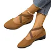 Comércio Exterior Europeu e Americano Tamanho Grande Primavera Novo Bico Redondo Slip-On Sapatos de Salto Baixo Sapatos Gorro Femininos Sapatos Casuais Esportivos Femininos Atacado