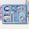 Lindo Kuromi Dibujo Animado 64K Cuaderno de Felpa Divertido Set de Papelería Sanrio Bolígrafo Peludo Insignia Premio