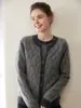 Cardigan de Jacquard Cashmere com Zíper Contrastante para Mulheres 25 Outono e Inverno Novo Suéter Jaqueta de Malha Sarjada com Gola Redonda