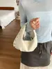 Bolso cruzado casual de alta gama estilo coreano con tachuelas, diseño elegante, versátil y elegante, bolso de hombro de gran capacidad para el trabajo para mujer