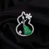 Broche de Diseño Único con Forma de Calabaza, con un Toque de Lujo Ligero y de Alta Gama, Broche Incrustado con Circonitas, Pin Exquisito de Alta Gama para Abrigo