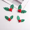 4.5cm Dos Piezas de Hojas Verdes y Frutos Rojos Creativas DIY Manualidades Navideñas Hechas a Mano Accesorios para Decoración de Cajas de Regalo