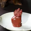 Mascota de té de arcilla púrpura Yixing, Figura de Tian Shi Zhong Kui, Juego de té hecho a mano Dahongpao, Accesorio de escultura para mesa de té, Cerámica, Se puede usar para la ceremonia del té