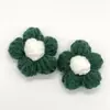 Flor pequeña tejida a mano 4CM pompón de lana flor para accesorios de ropa bolsa pinza para el pelo accesorios broche flor de ganchillo diy