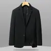 Terno Casual Masculino 2026 Outono/Inverno Estilo Chinês Embossado Leve Luxo Jaqueta Única para Jovens e Meia-Idade Moda Casual Blazer Tendência