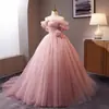 Vestido rosa abullonado tipo hada, nueva colección verano 2026, vestido de noche dulce y adorable de un solo hombro, directo del fabricante