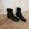 Botas de Ballet Elásticas Retro para Mujer 2026 Nuevo Estilo Moda Tendencia Punta Cuadrada Botas Tipo Calcetín Diseño de Nariz de Cerdo Botines Cortos