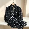 Bufanda de Lunares Nueva de Temperamento Casual Elegante Algodón Tipo Gasa de Bali Bufanda Larga de Seda Rayada Conjunto de Gabardina Chal Suave para Mujer