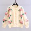 Casaco Suéter com Flor Tridimensional da Indústria Pesada Feminino Outono e Inverno Novo Feminino Estilo Retro Hong Kong Estilo Ocidental Cardigã de Tricô Redutor de Idade para Mulheres