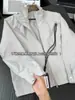 Chaqueta Bomber de Patchwork Desestructurado con Cuello Alto para Hombre Otoño Canalla Fresca Moderna Casual Top Caja Temprano Otoño Americano